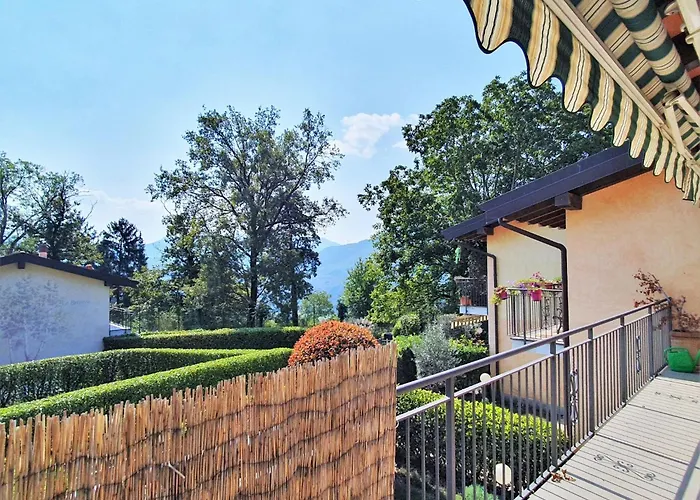 公寓 In Bosco With Scenic Terrace Montegrino Valtravaglia