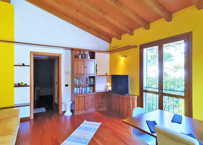 In Bosco With Scenic Terrace Διαμέρισμα Montegrino Valtravaglia