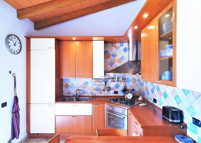 In Bosco With Scenic Terrace * Montegrino Valtravaglia